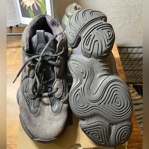 Yeezy 500 'Utility Black'